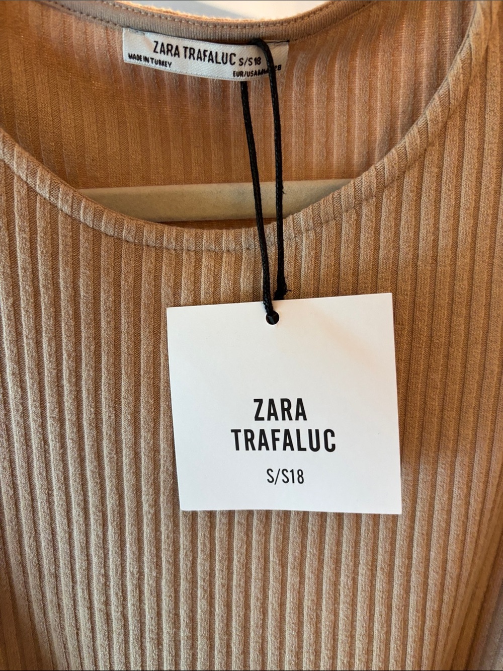 Zara Trafaluc S/S18 Ribbed Tie-Front Tank Top - Tan, Medium - Picture 4 of 5